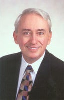 Neil deLeeuw, MD