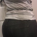 however....this does dissapoint me. it doesnt look big in jeans :(