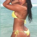 wish those were my hips and BOOTAY!!!