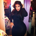 I really want her body!! She's thick and looks soo natural..