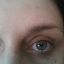 I have NO eyelashes